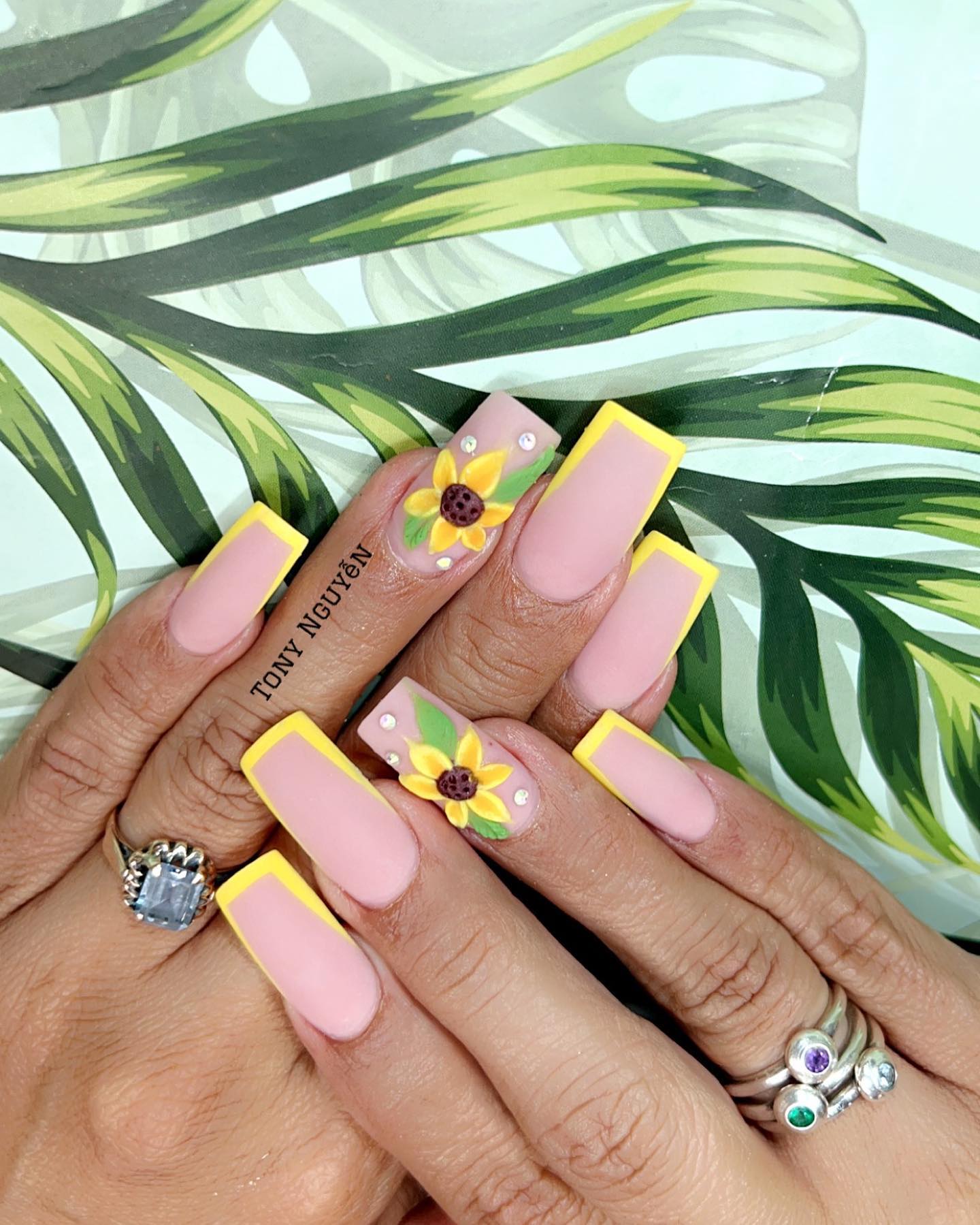 Tony Nguyen nail art