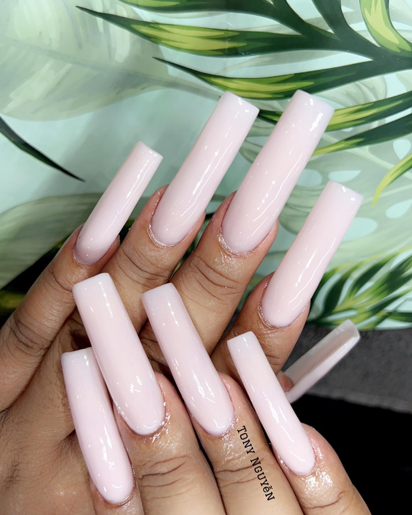 Tony Nguyen nail art