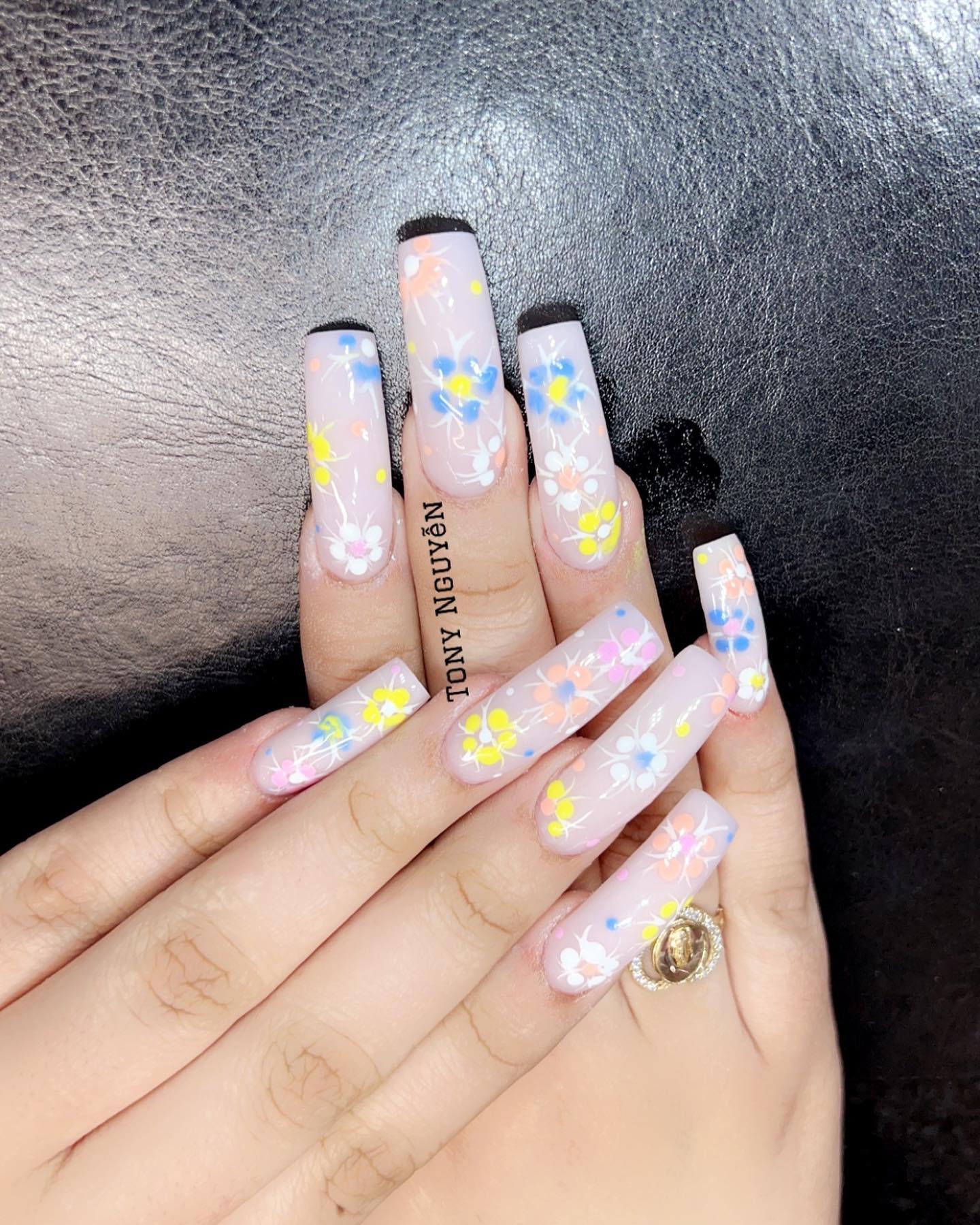 Tony Nguyen nail art